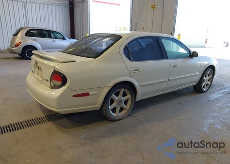 2000 Nissan Maxima Gle/Gxe/Se z USA, uszkodzony, nr VIN JN1CA31D9YT542613